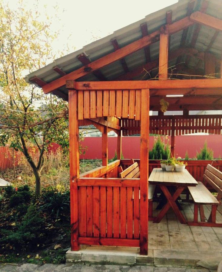 Park House Hotel Pochaiv Luaran gambar