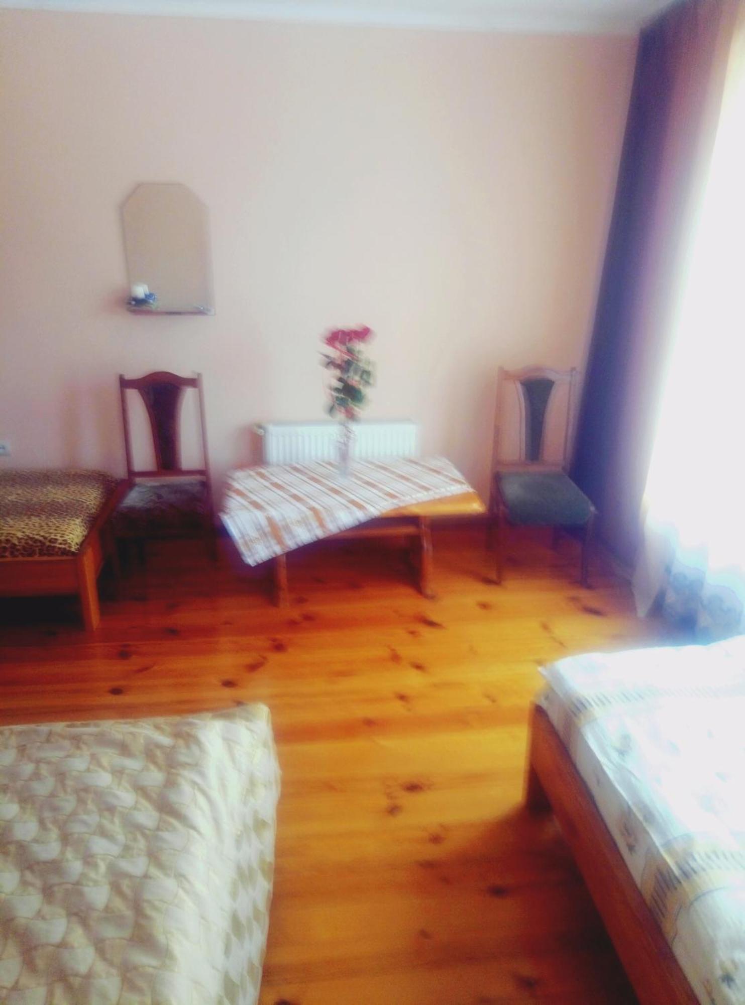Park House Hotel Pochaiv Bilik gambar